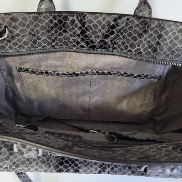 Michael Michael Kors Grey Snake Embossed Leather Medium Selma Tote - Picture 13 of 13